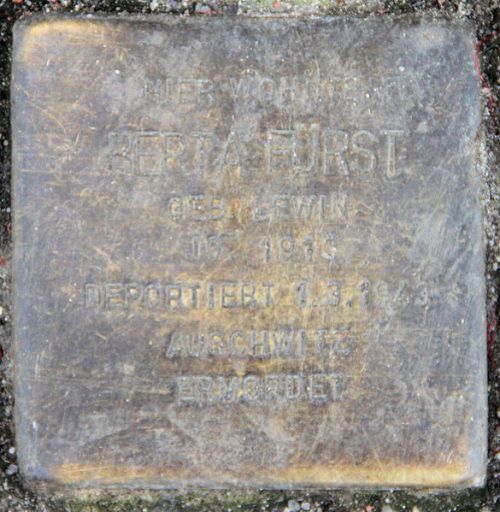 Stolpersteine Pestalozzistrae 6