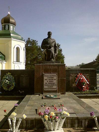 Massagraf Sovjet Soldaten Dmytrivka