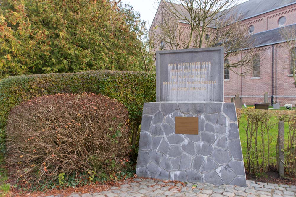 Monument 50th Northumbrian Infantry Division Geel Stelen