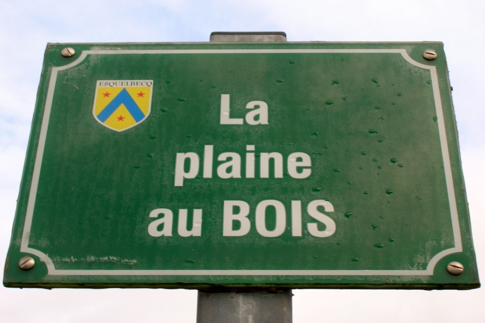 La Plaine au Bois Memorial Site - Wormhoudt Massacre - Esquelbecq