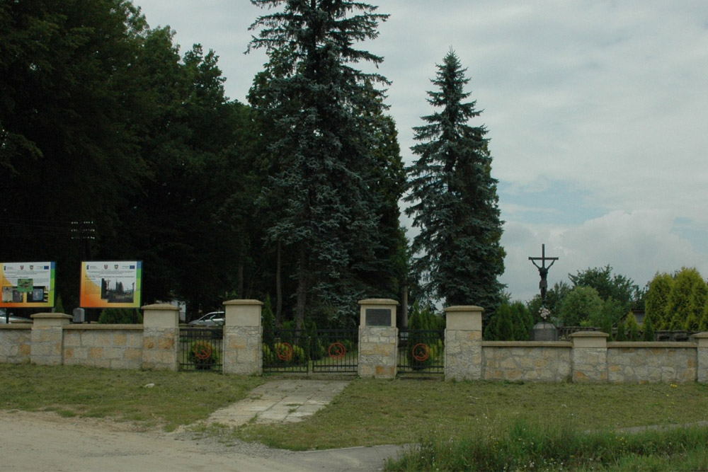 Czechoslovakian War Grave Brzozów