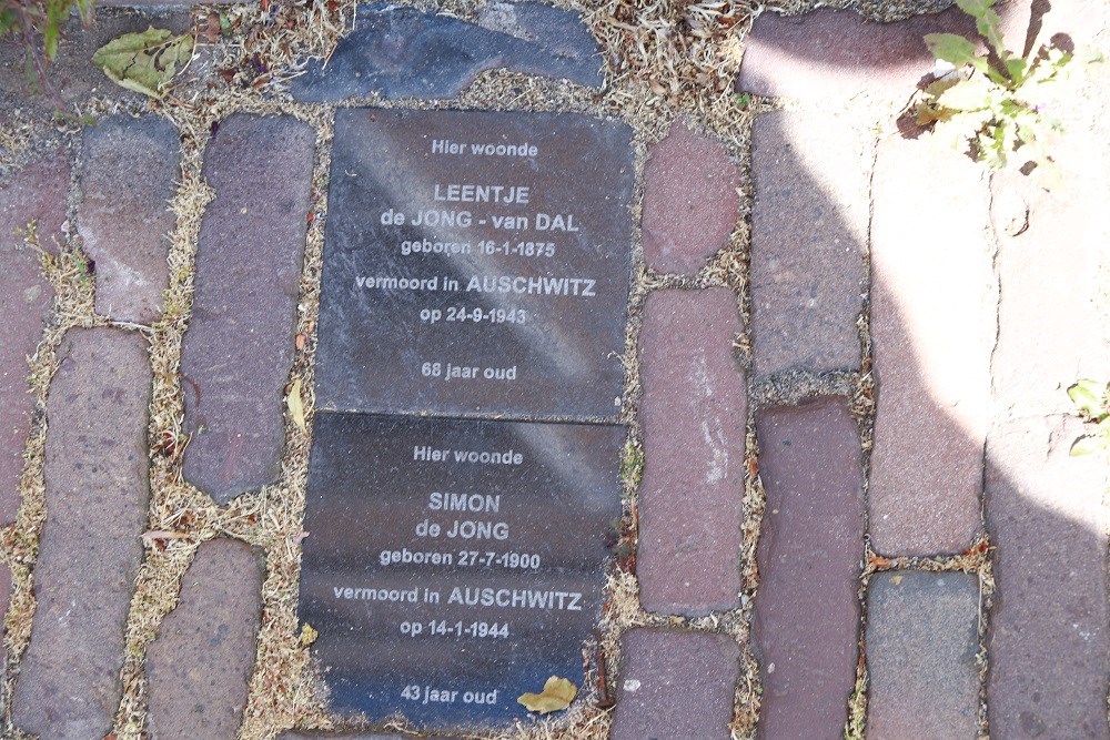 Memorial Stones Oudegracht 50