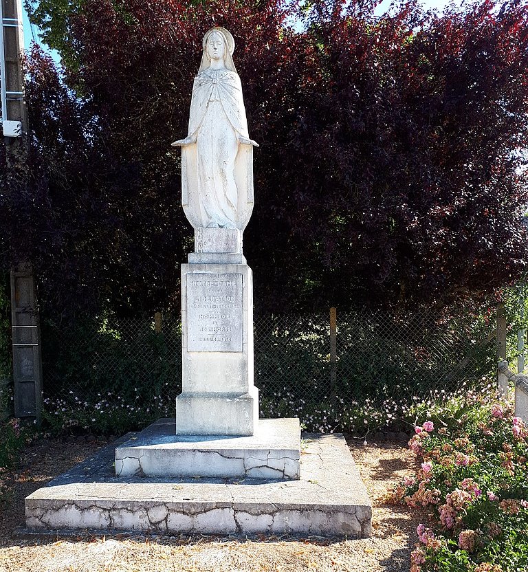 Monument Bevrijding Boisville-la-Saint-Père #1