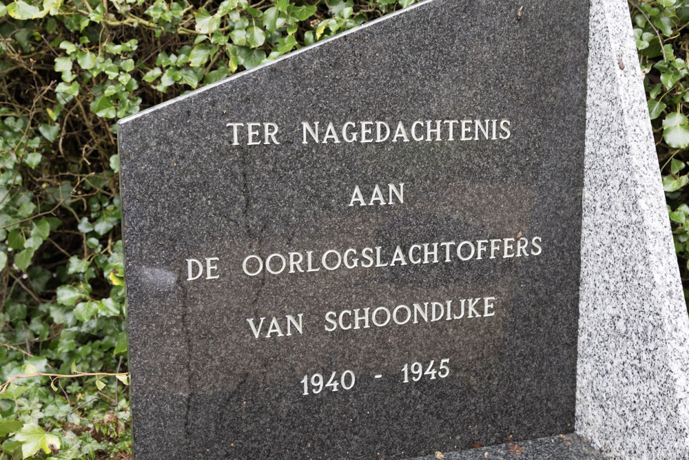 Oorlogsmonument Schoondijke #3