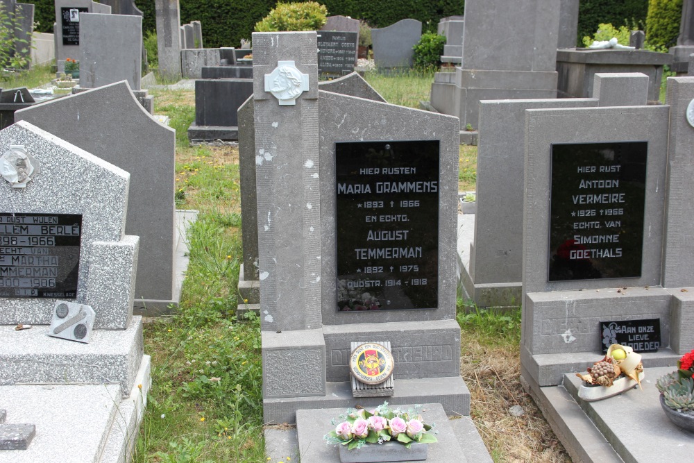 Belgian Graves Veterans Maldegem Kleit #2