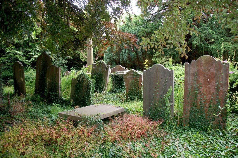 Commonwealth War Graves Oblate Fathers Community Catholic Cemetery