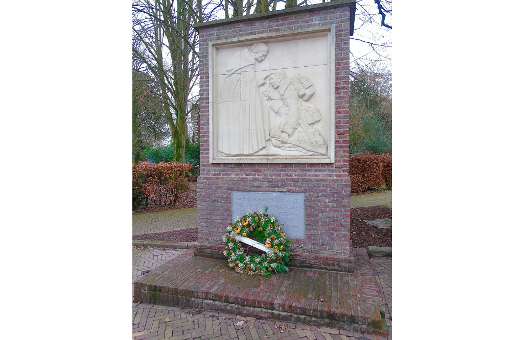 War Memorial Halle-Dorp #1