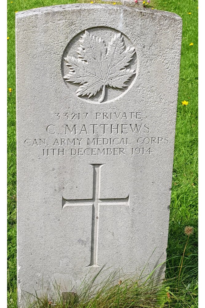 Commonwealth War Graves St Thomas A Becket Churchyard #1
