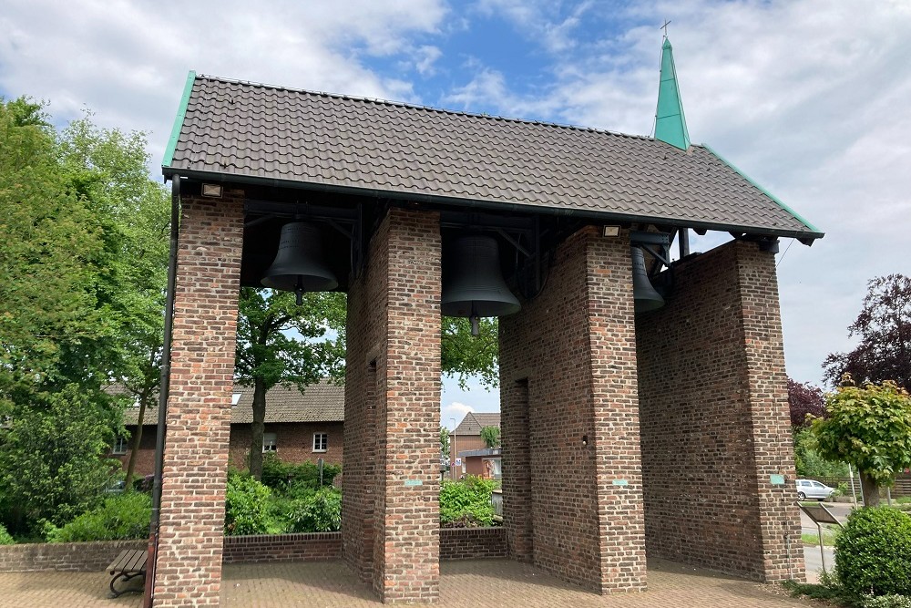 Monument Maria Bell Ringenberg #4