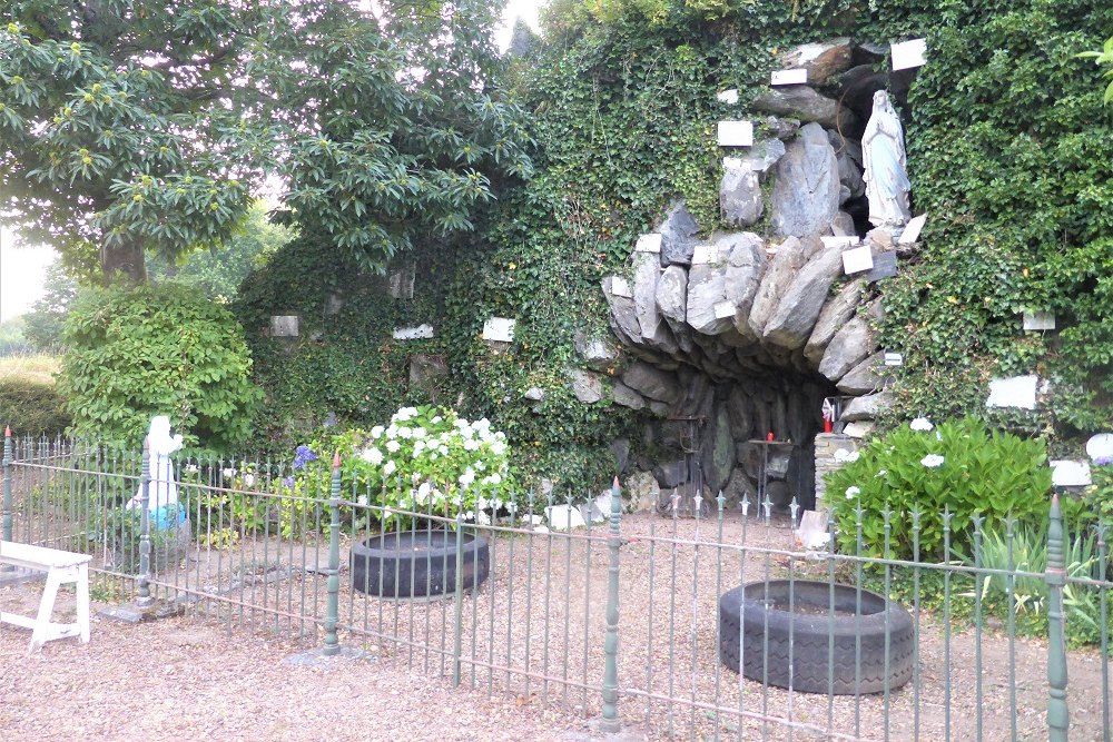 Gedenkteken Lourdesgrot Carlsbourg #1