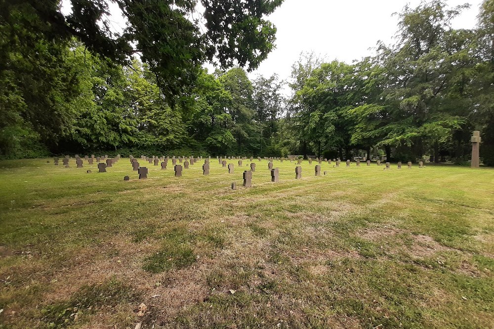 Duitse Oorlogsbegraafplaats Bad Münstereifel #2