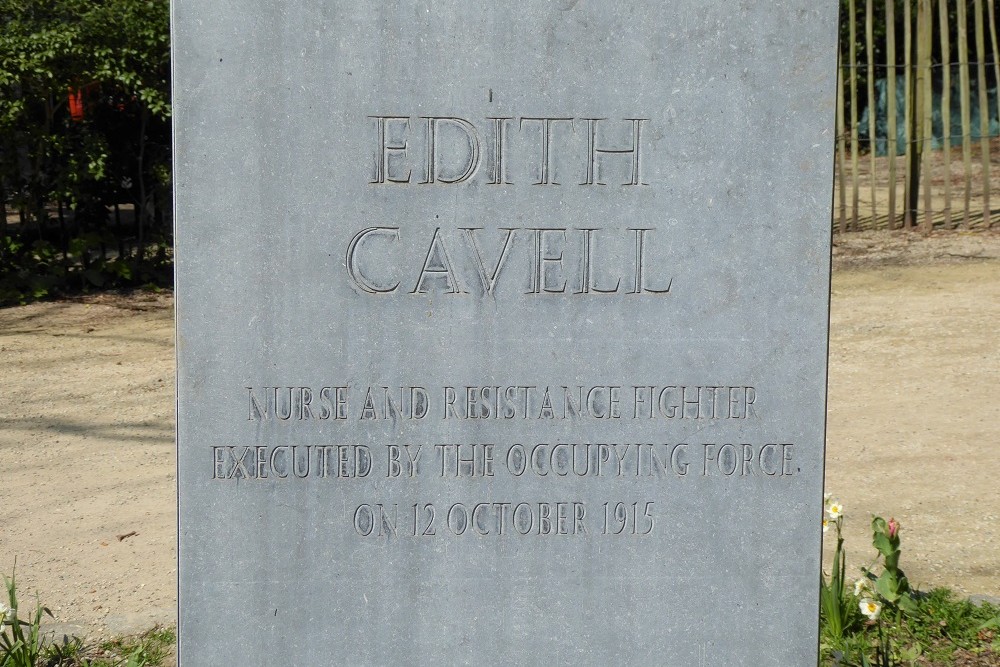 Edith Cavell Statue #4