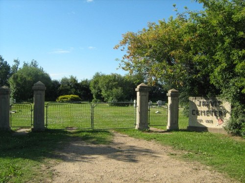Oorlogsgraf van het Gemenebest Jarvie Cemetery