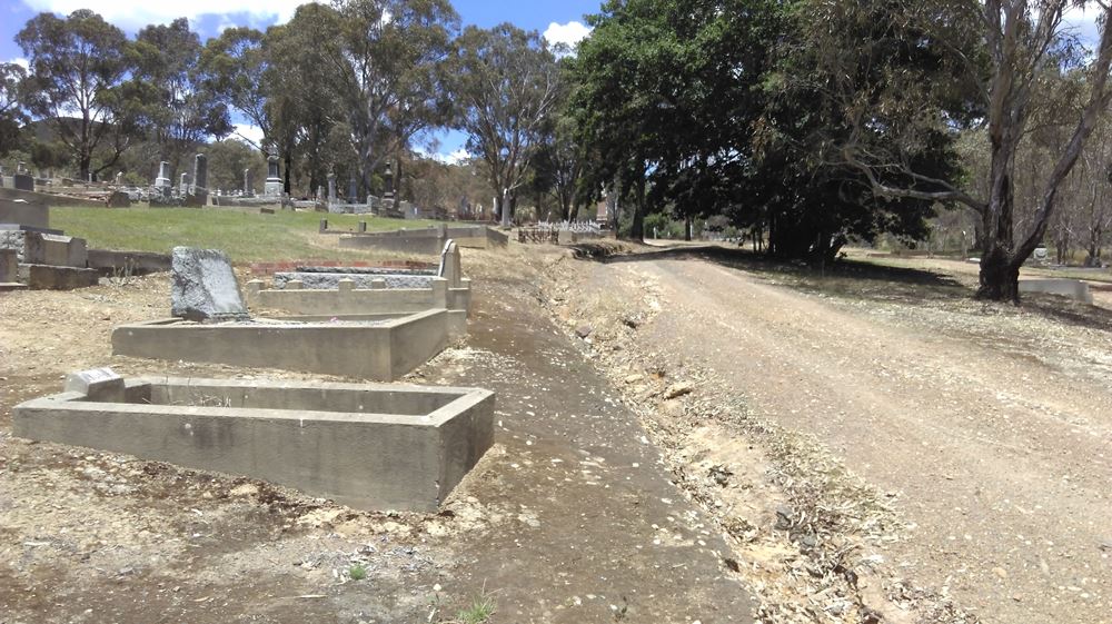 Commonwealth War Graves Yea Public Cemetery