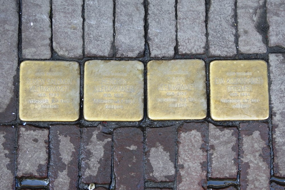 Stolpersteine Voorstraat 343 #1