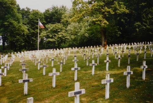 Franse Oorlogsbegraafplaats Senoncourt-les-Maujouy #1