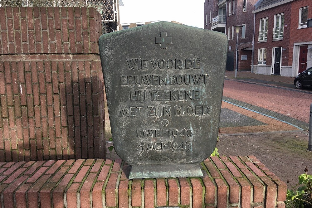 War Memorial Ouderkerk aan de Amstel #2