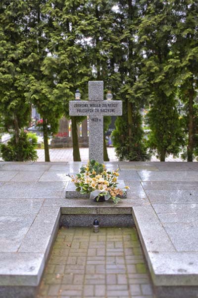 Mass Graves Polish Soldiers Siedlce #1