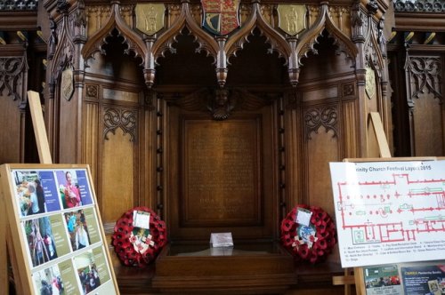 Oorlogsmonument Holy Trinity Church Kingston Upon Hull #1