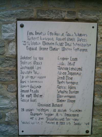 Begraafplaats Duitse Oorlogsslachtoffers Treuenbrietzen #4