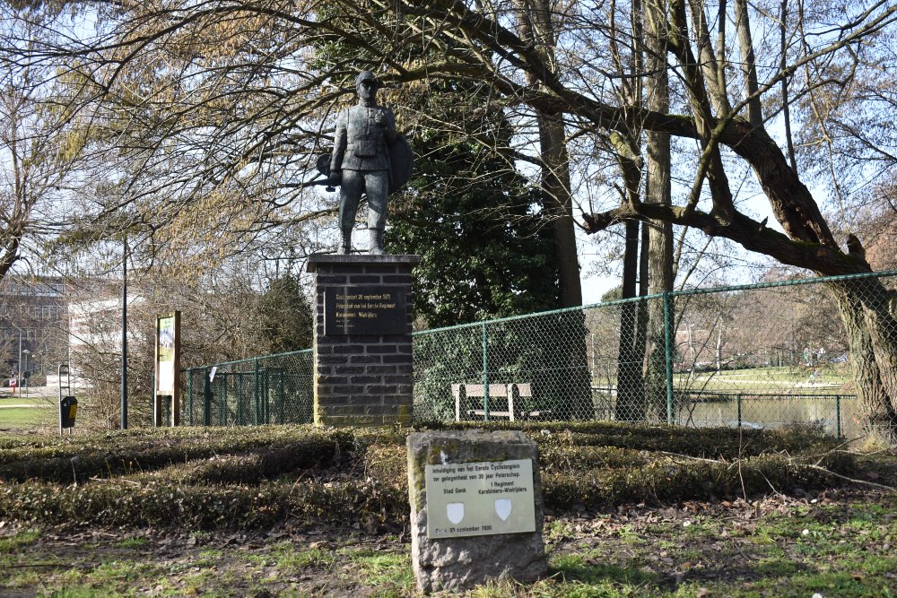 Monument De Cyclist #1