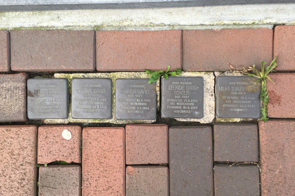 Stolpersteine Zeedijk 4