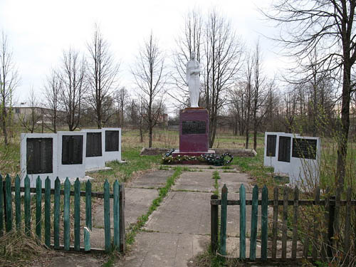 Mass Grave Soviet Soldiers Chernysheno #1