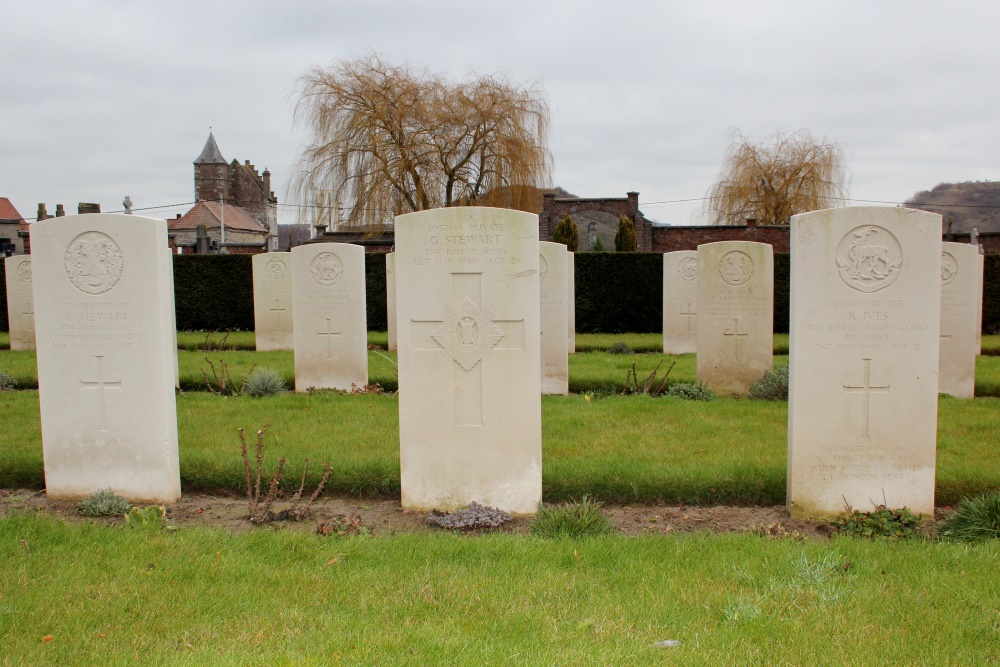 Commonwealth War Graves Calonne #4
