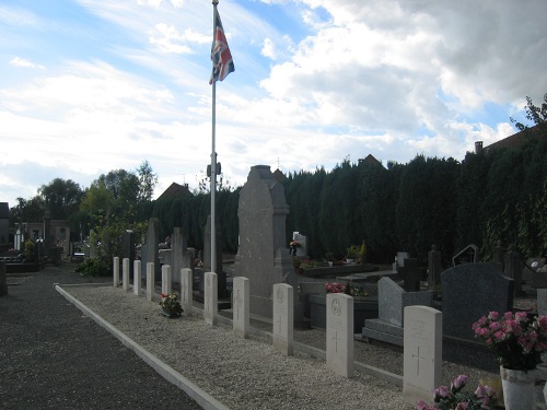 Commonwealth War Graves Bondues #1