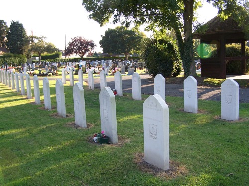 Polish War Graves St Neots Cemetery