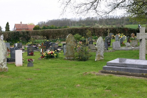 Oorlogsgraf van het Gemenebest St Michael Churchyard #1