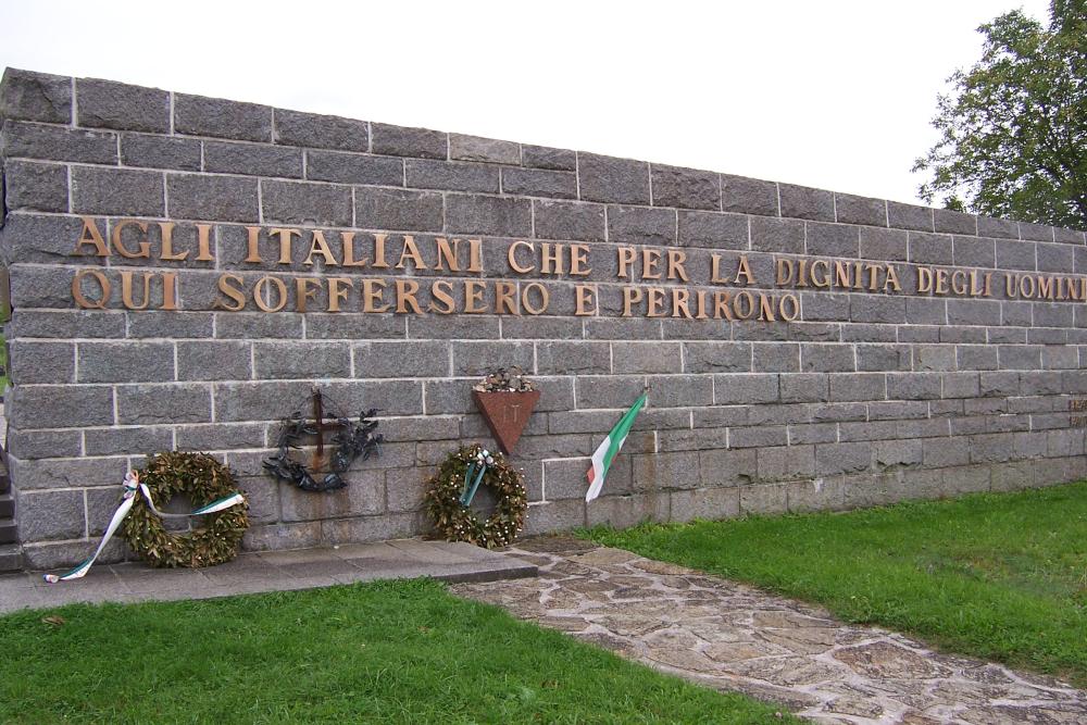Italiaans Monument Mauthausen #1
