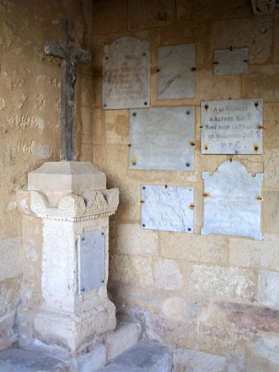 Oorlogsmonument Kerk Jugazan