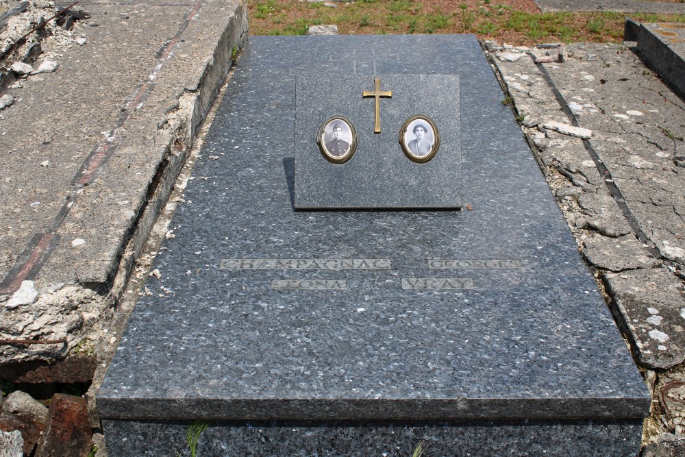 Belgian War Graves Labuissire #1