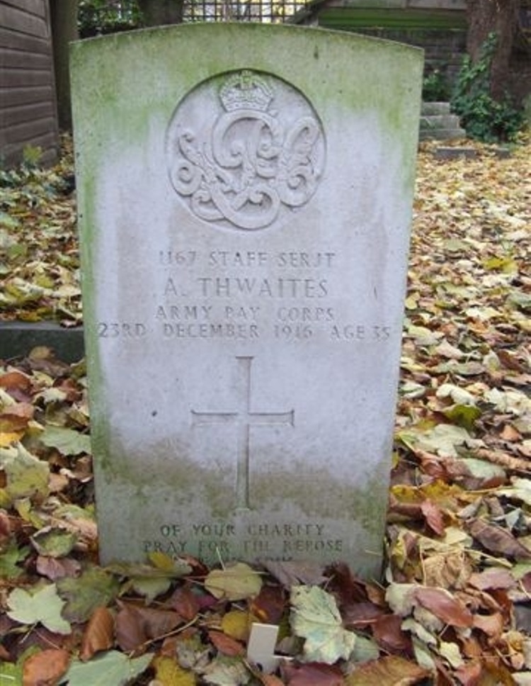 Commonwealth War Grave Brentwood Roman Catholic Cemetery