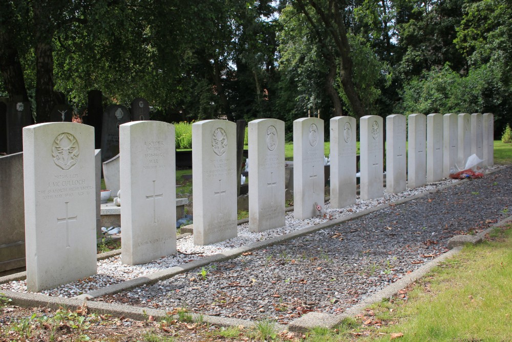 Commonwealth War Cemetery Moorsele Military #1
