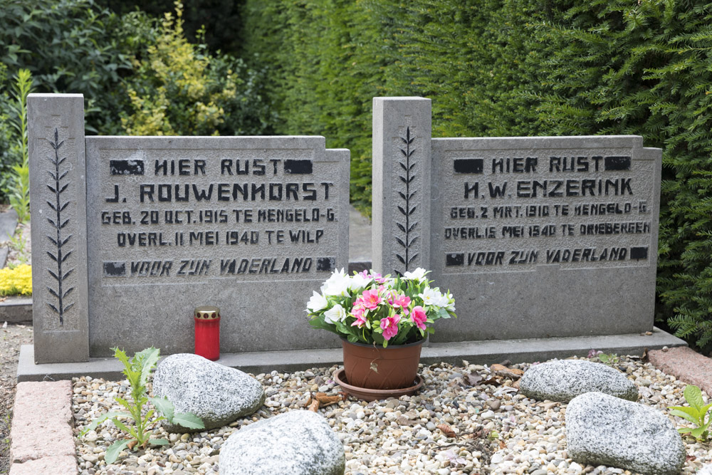 Nederlandse Oorlogsgraven Hengelo #1