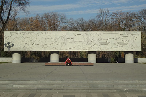 Heroes Square