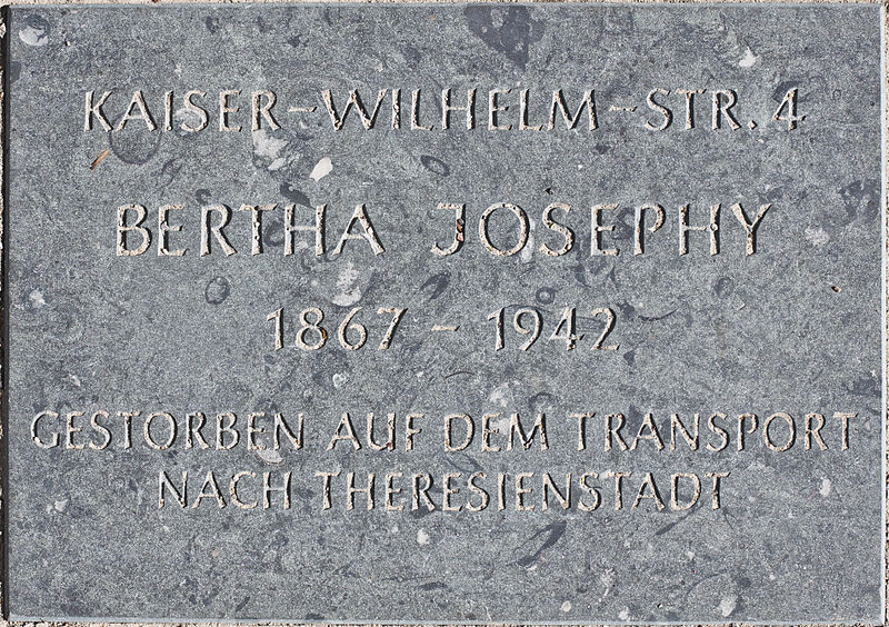 Gedenksteen Rosa-Luxemburg-Straße 4 #1