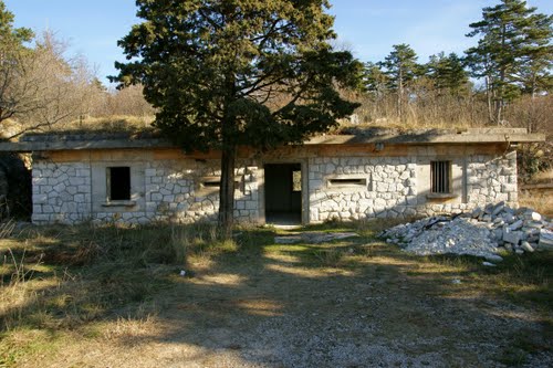 Alpenmuur - Voormalige Italiaanse Kazerne Rijeka