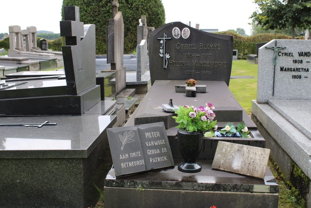 Belgian Graves Veterans Staden Vijfwegen #4