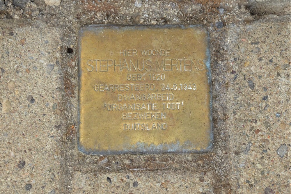 Stolperstein Molendijk 20 #1