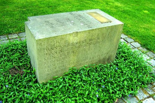 Monument Marinus van der Lubbe