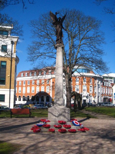 Oorlogsmonument Uxbridge #1