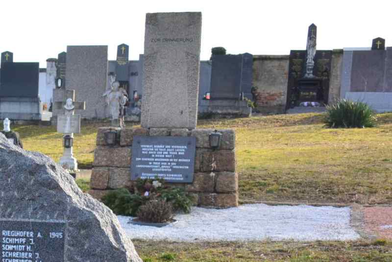 Mass Grave Expelled People Poysdorf