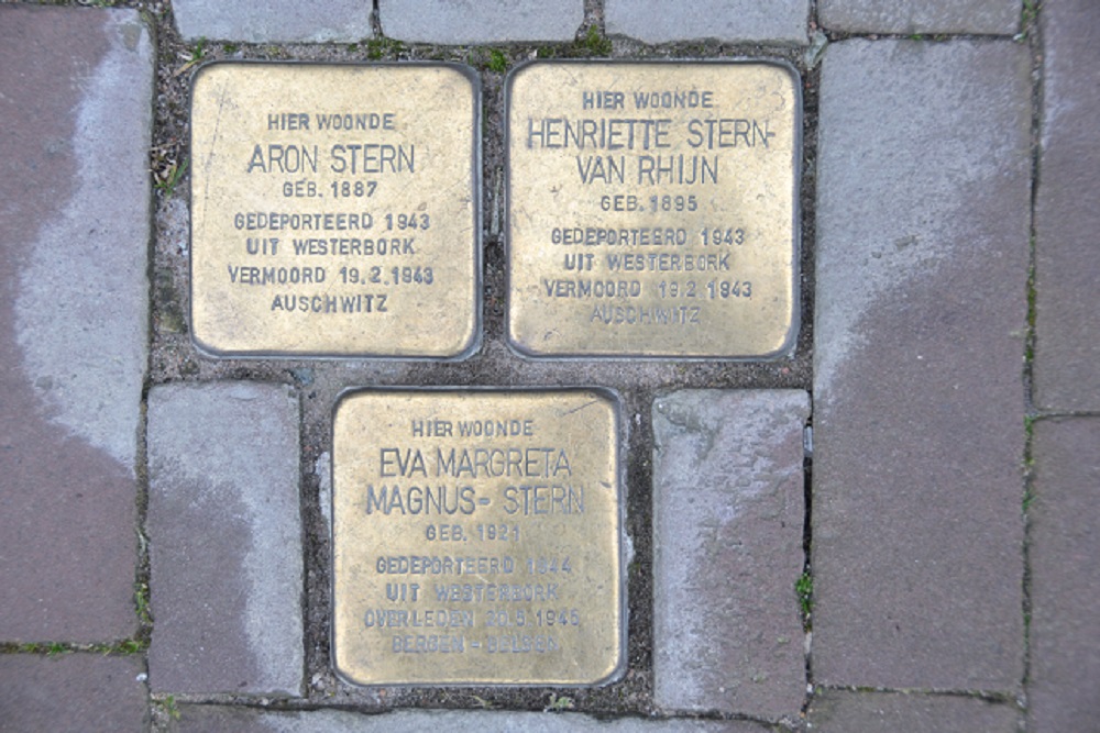 Stumbling Stones Markt 13