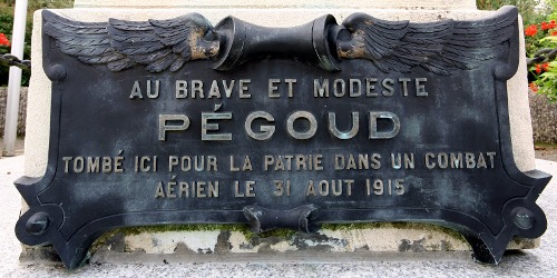 Monument Adolphe Pegoud #3