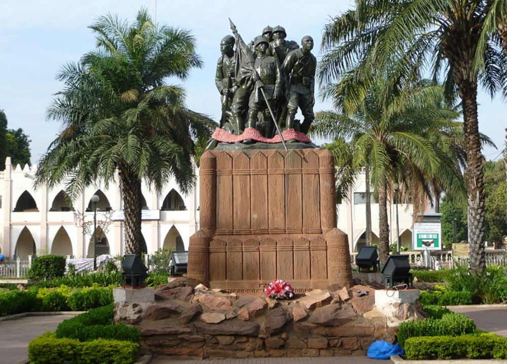 Monument Arme Noire Bamako #1