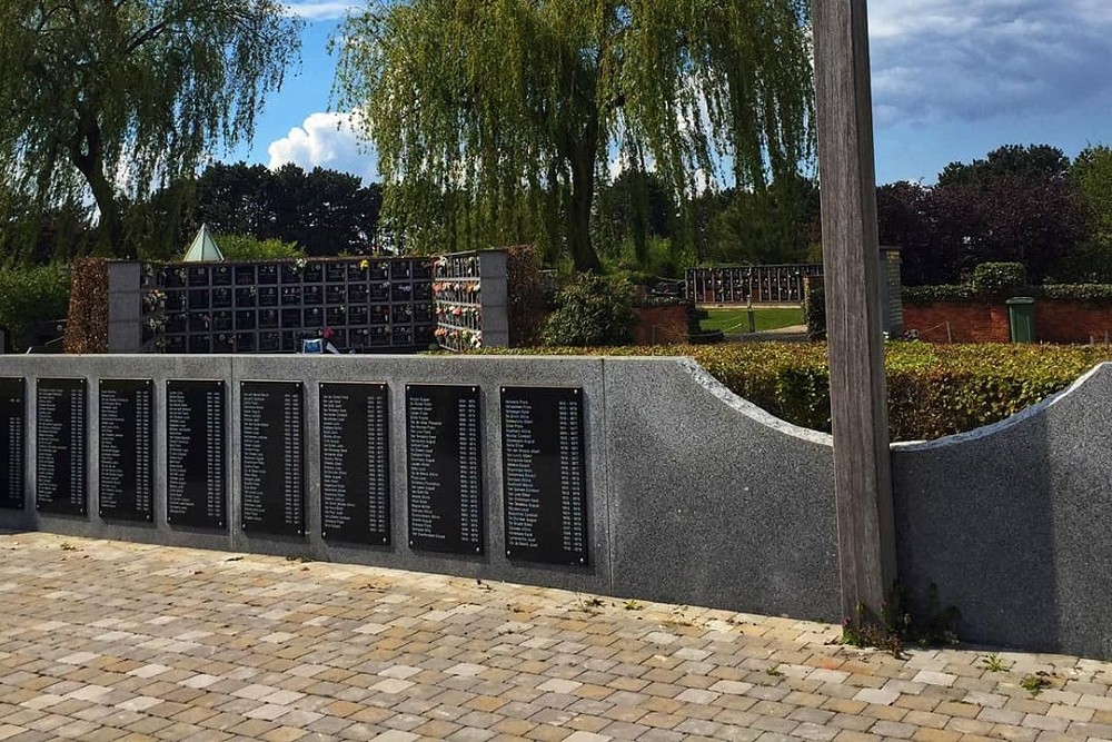 War Monument Nijlen #2