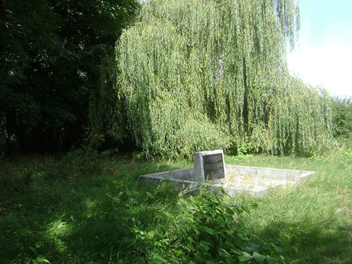 Mass Grave German & Russian Soldiers Cieciszew #1